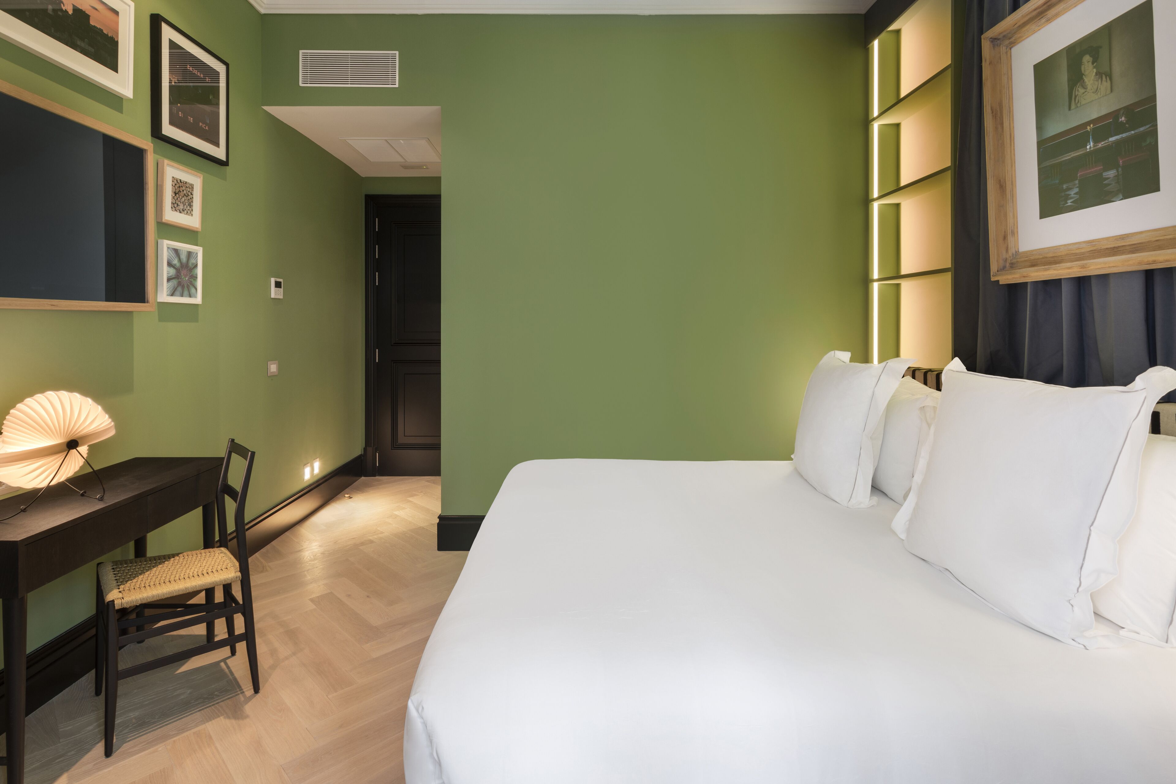 premium room | minibar, in-room safe, desk, laptop workspace