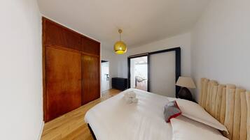 2 chambres, fer et planche Ă  repasser, Wi-Fi gratuit, draps fournis