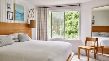 Premium bedding, blackout drapes, free WiFi, bed sheets