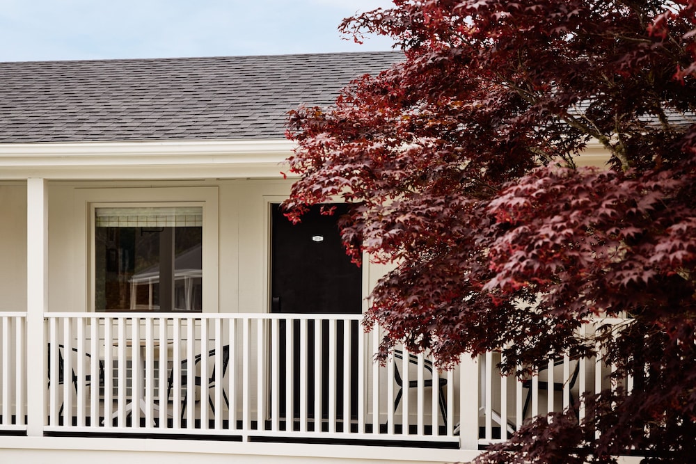 Photo of Parker Beach Lodge