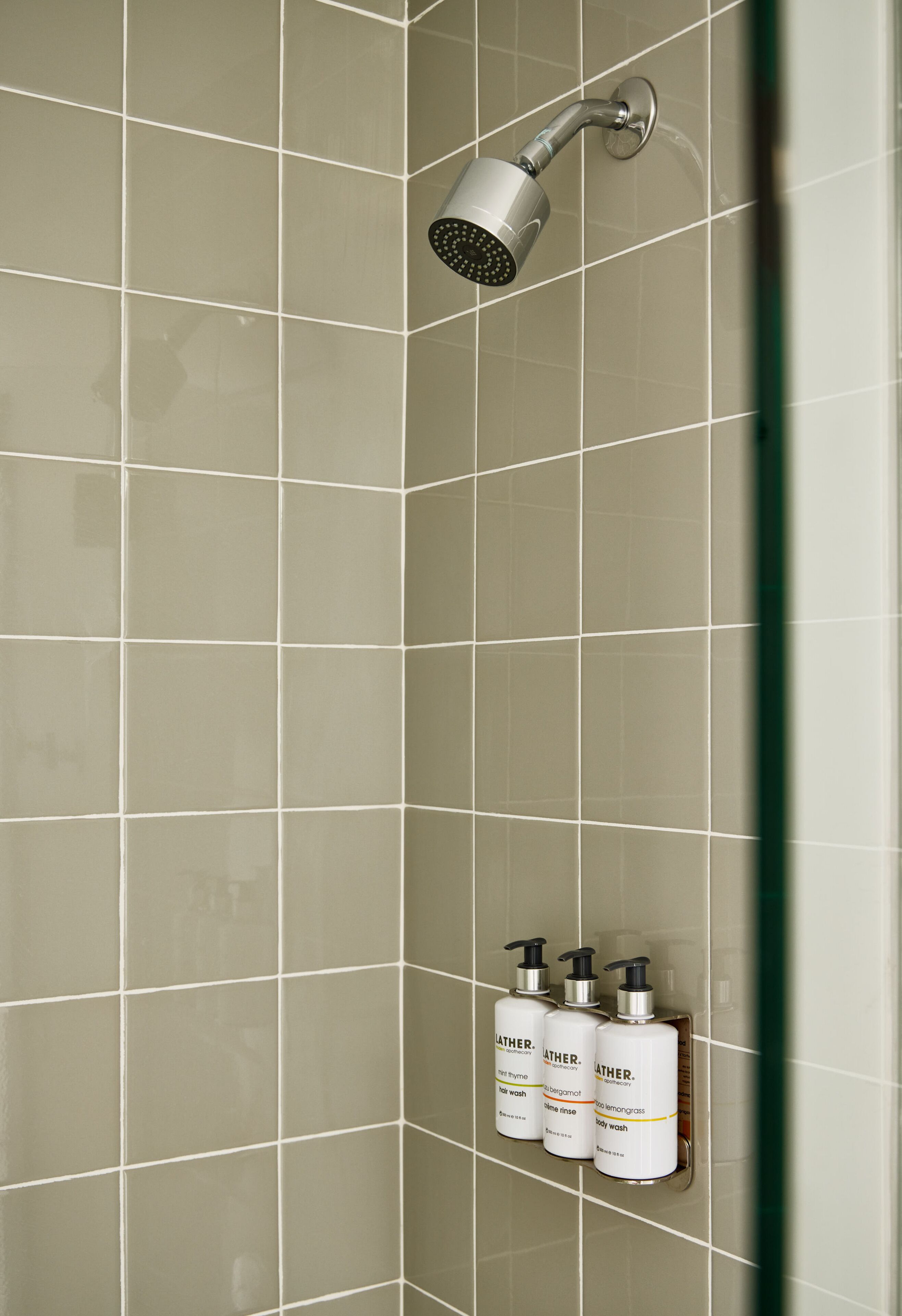 combined shower/bathtub, free toiletries, hair dryer, towels