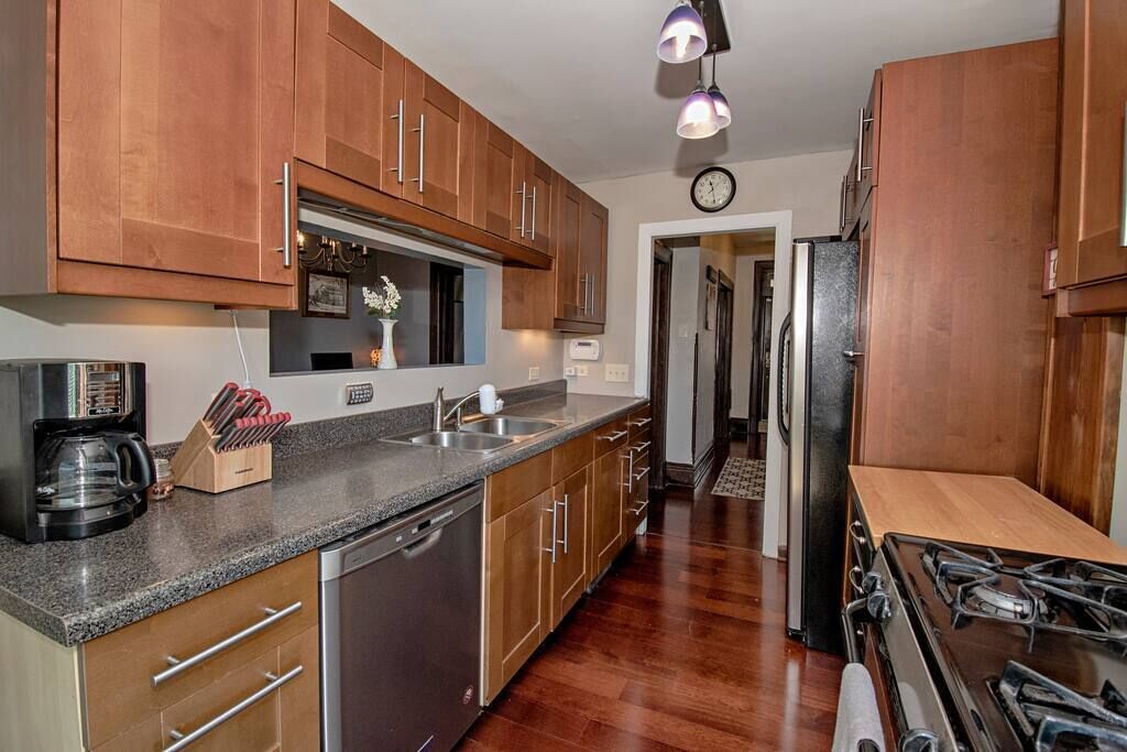 Updated Victorian Charmer with Serene Backyard