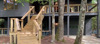 NestleInn: Your Ultimate Mountain Escape - Where Luxury Meets Nature's Embrace!