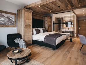Grand Deluxe Room | Wifi gratis y ropa de cama