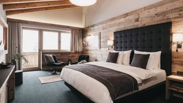 Deluxe-Zimmer | 1 Schlafzimmer, kostenloses WLAN, Bettwäsche