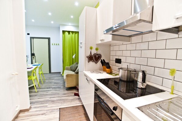 Apartment, Mehrere Betten | Eigene Küche | Kühlschrank, Mikrowelle, Ofen, Herdplatte