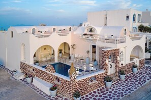 Exterior - Merovigliosso Budget Studio ground floor (Thira - Santorini)