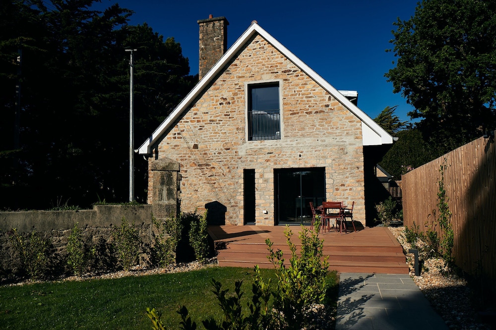 Holiday home in a large park by the sea - with direct access to the beach