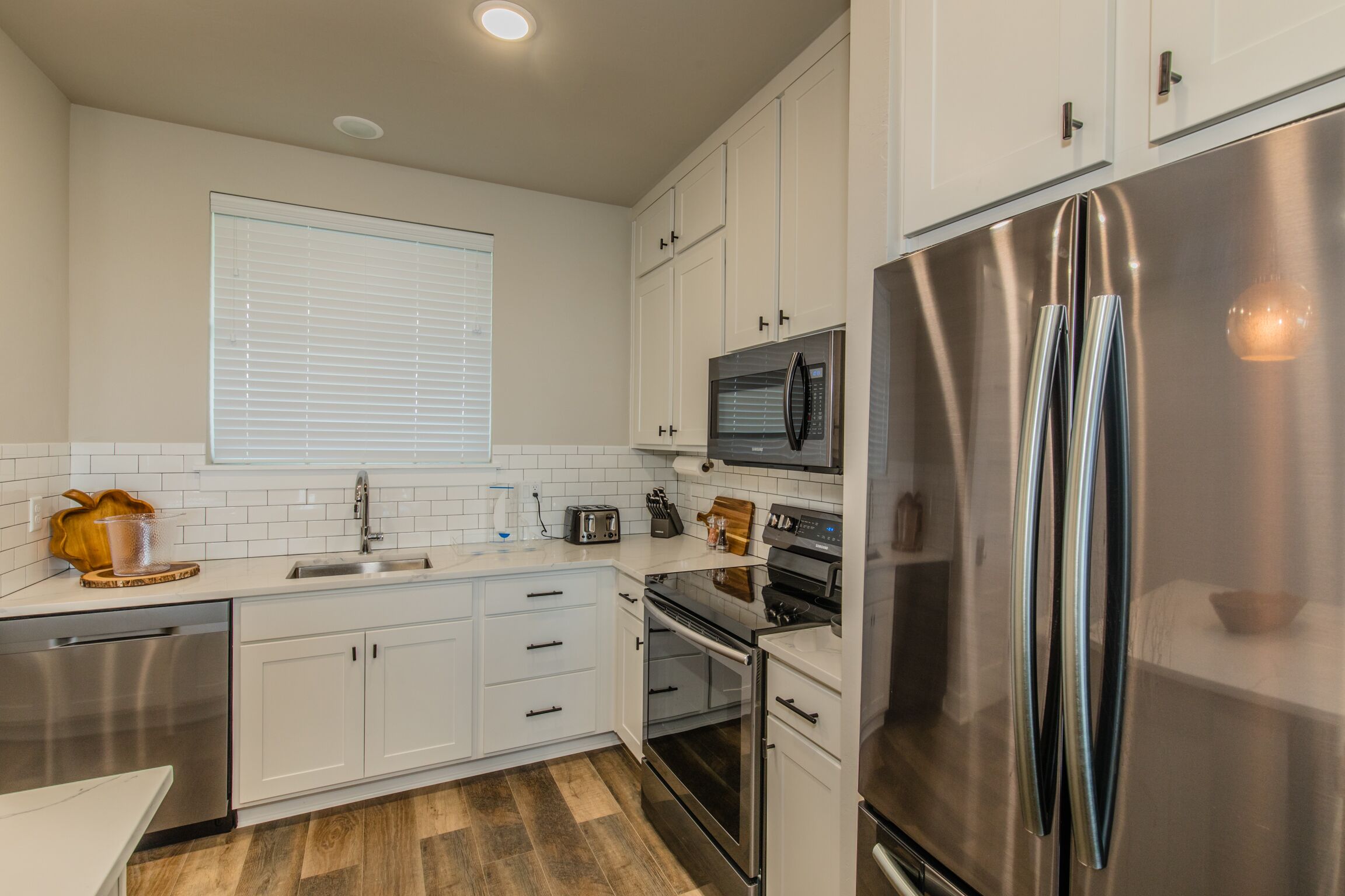 "Mimi's Place" Waterfront Condo w/ Available Boat Slip