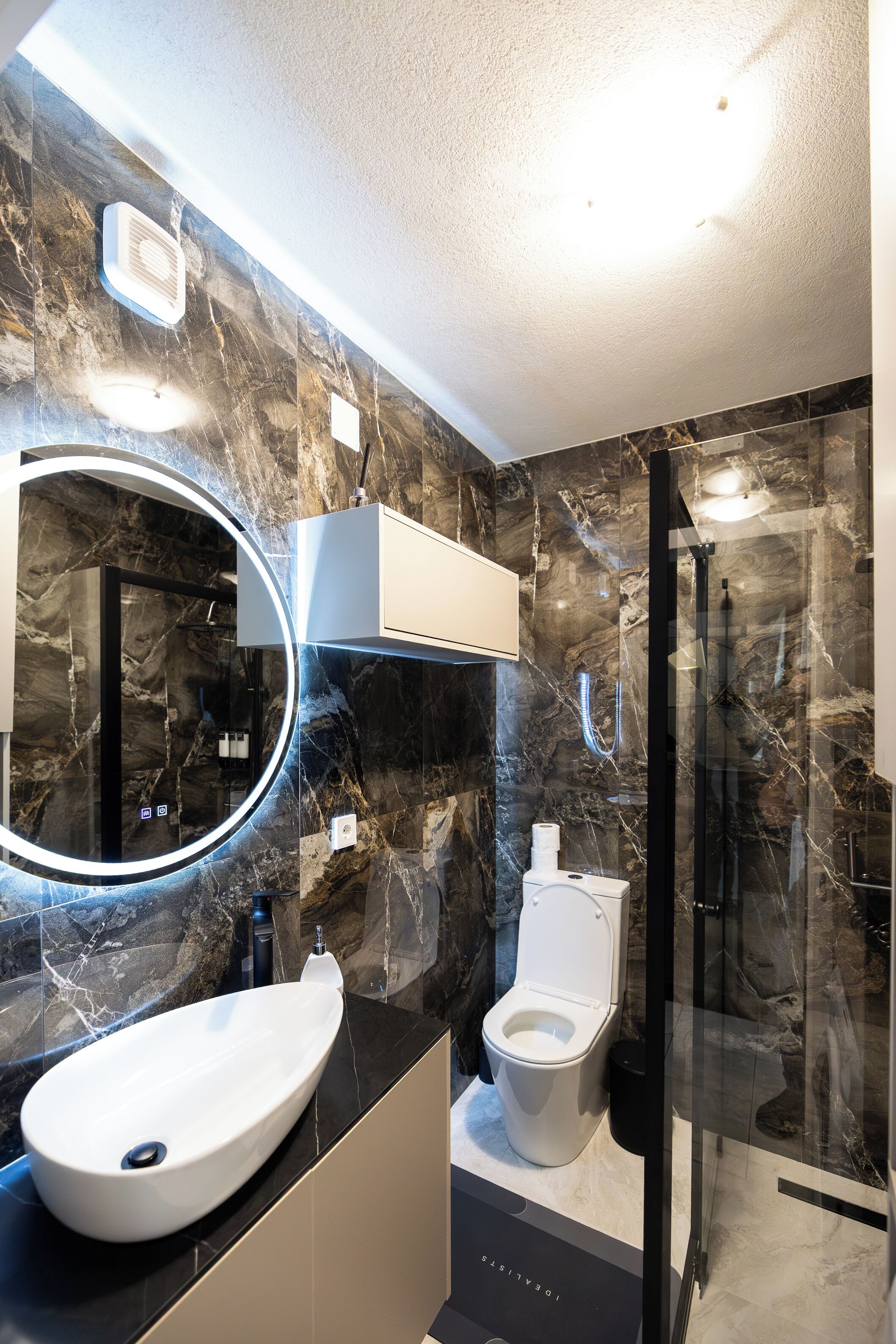 Comfort Apartment | Bathroom