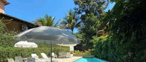 Piscina all'aperto