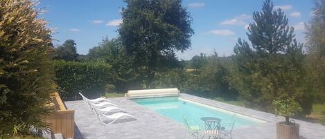 Piscine extérieure, piscine chauffée