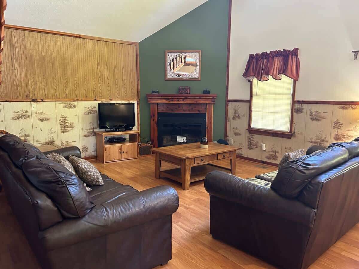 Smart TV, fireplace, video games, DVD player