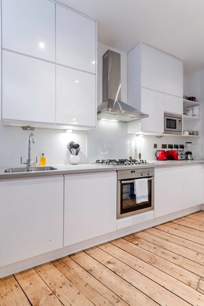 Basic-Apartment, Mehrere Betten | Eigene Küche