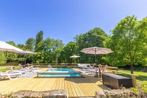 Piscine extérieure, piscine chauffée