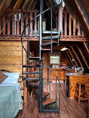 1 bedroom, travel crib, free WiFi, bed sheets