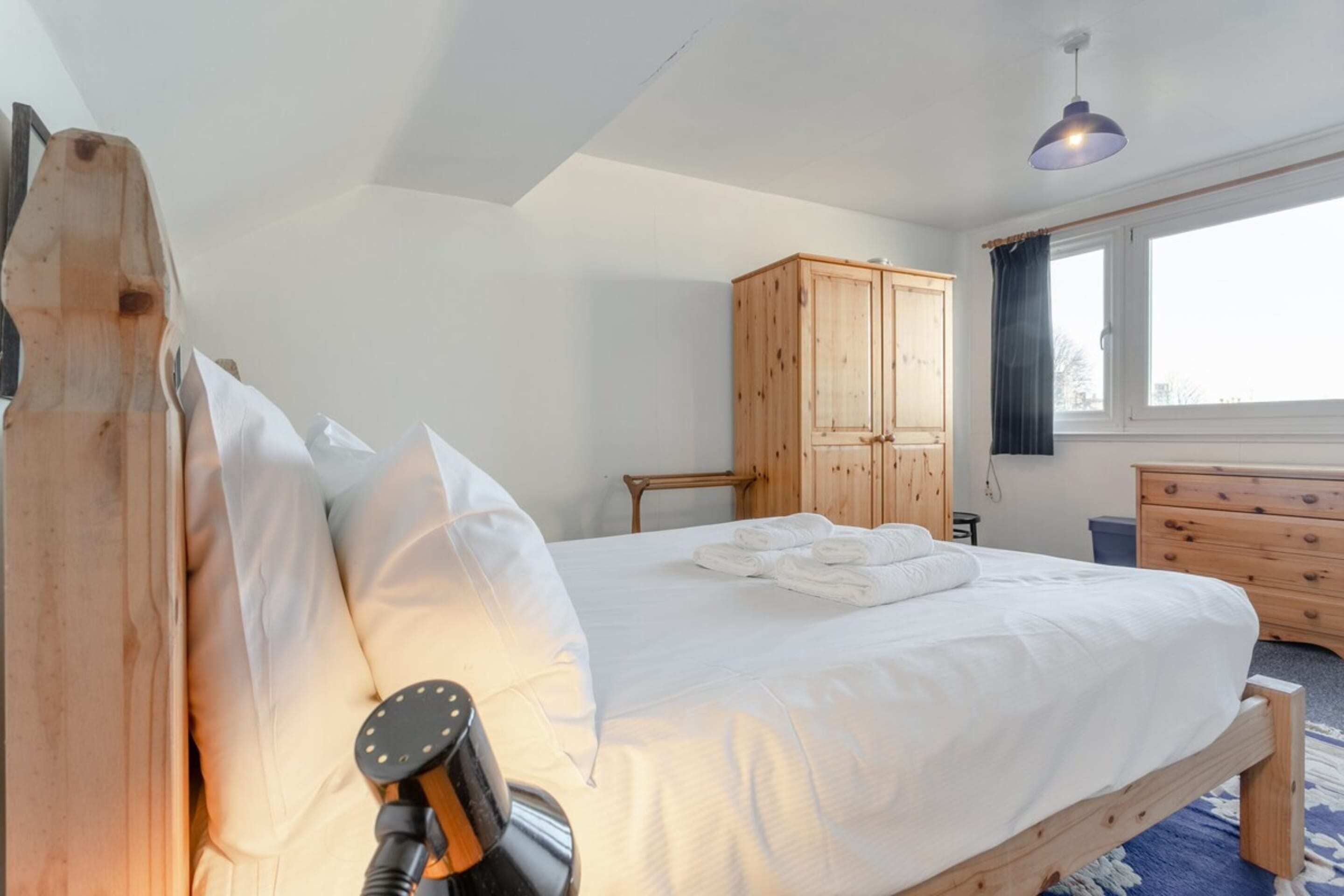 2 bedrooms, laptop workspace, iron/ironing board, WiFi (free)