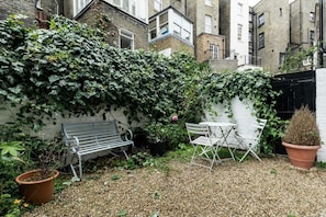 Basic Apartment, Multiple Beds | Property grounds
