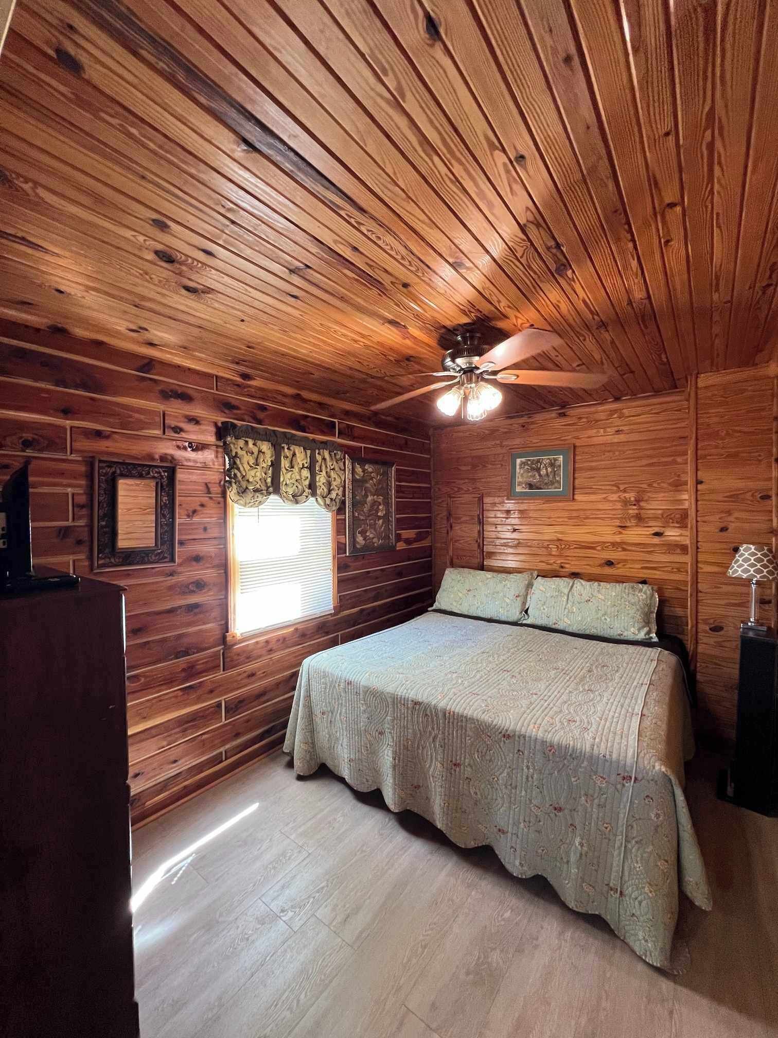 2 Schlafzimmer, Bügeleisen/Bügelbrett, Reisekinderbett, kostenloses WLAN