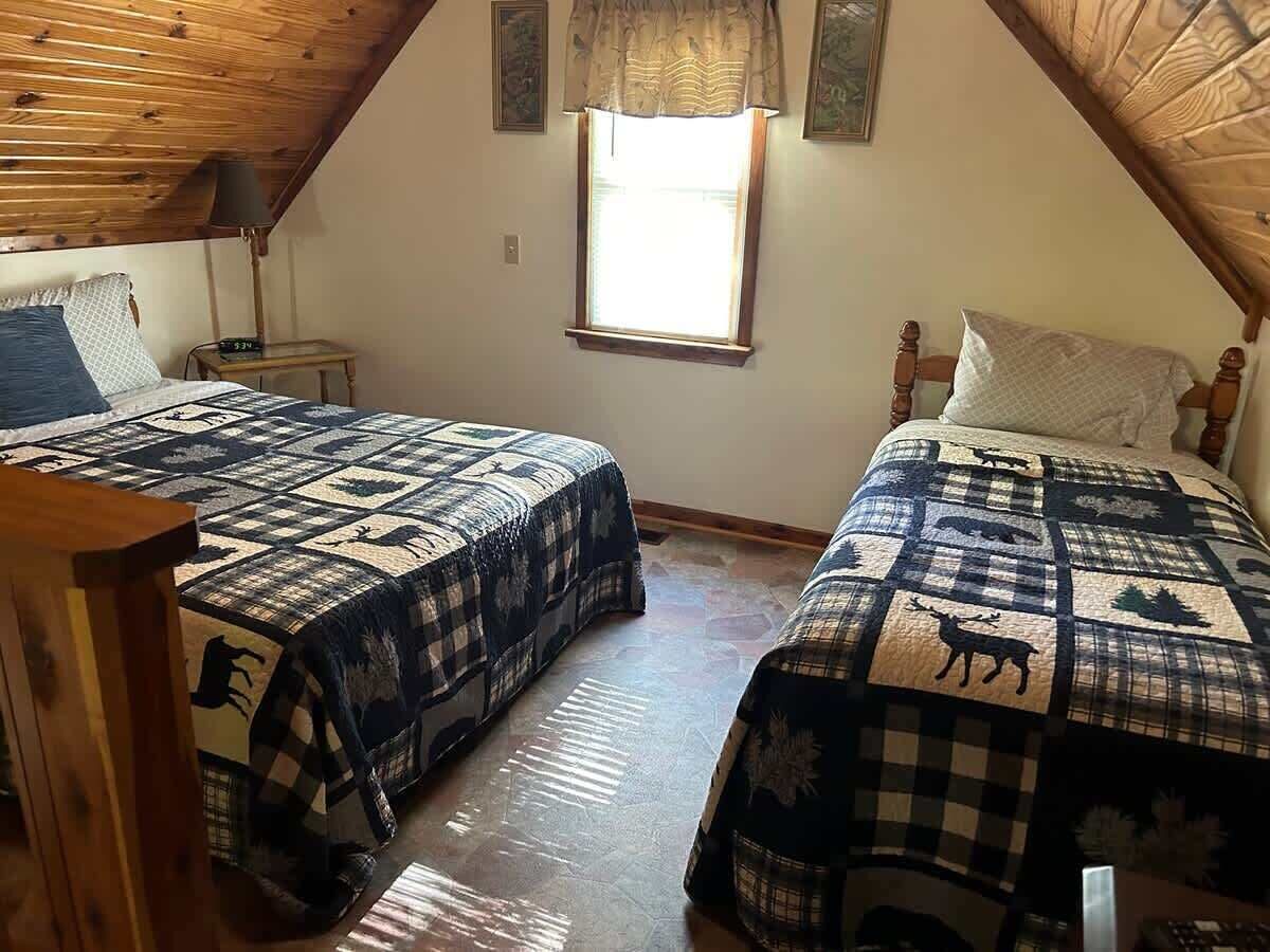 2 chambres, lit parapluie, Wi-Fi gratuit, draps fournis