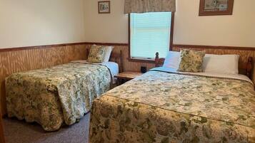 4 habitaciones, cuna de viaje, wifi gratis y ropa de cama