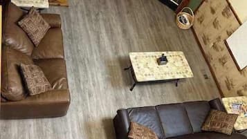 Smart TV, fireplace, video games, DVD player