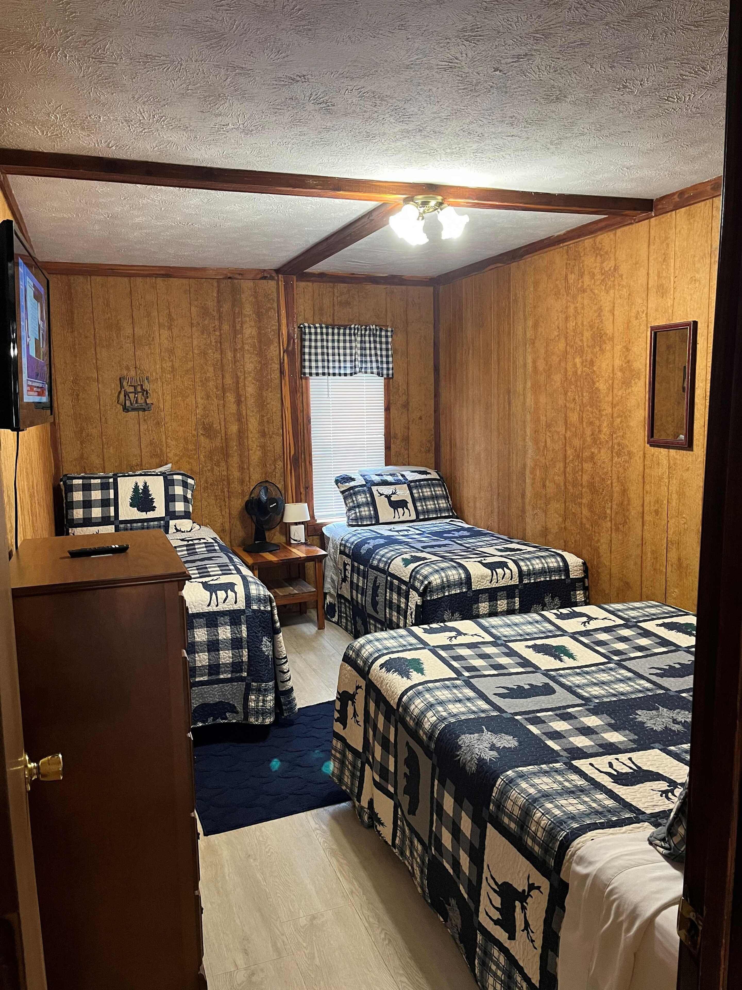 2 bedrooms, travel crib, WiFi, bed sheets