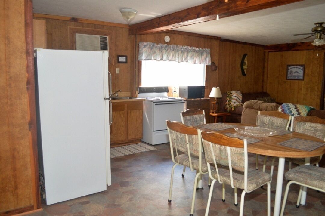 Adjoining cabin 7A 2 bedroom 8 twin beds located on Patoka Lake Southern Indiana