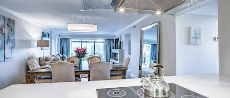 Condo (Harbor Towers Modern 3BR with den) | Exterior