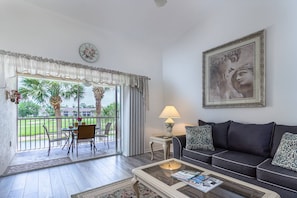 Condo (Hyland Hills Ave) | Exterior