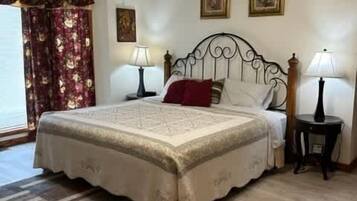 4 bedrooms, iron/ironing board, travel cot, free WiFi