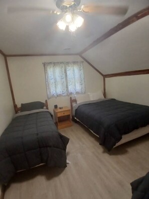 4 bedrooms, iron/ironing board, travel crib, free WiFi