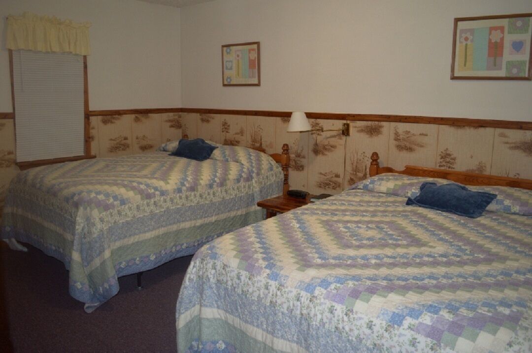 deluxe cabin 10 with jacuzzi bathtub inside on Patoka Lake in Southern Indiana