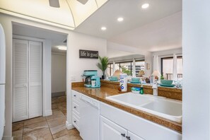 Condo (Midnight Cove II Bldg 6) | Exterior