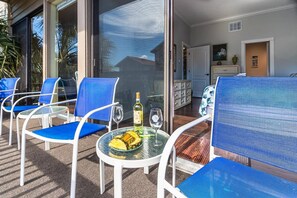 Condo (Our House at the Beach Lakeside) | Fachada
