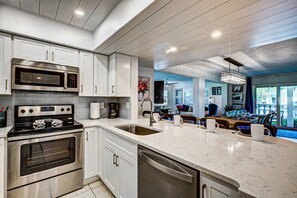 Condo (Palm Bay Club Bayside Closest to Gulf) | Exterior