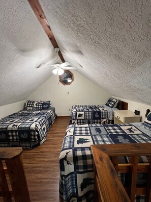 2 bedrooms, travel crib, free WiFi, bed sheets