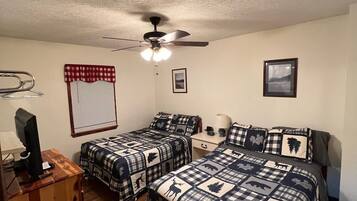 Iron/ironing board, travel cot, free WiFi, bed sheets