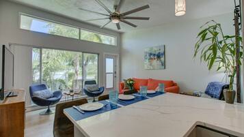 Condo (Pelican Gardens Villa) | Exterior