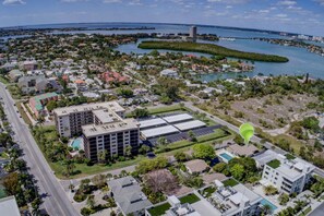 Condo (Pelican Gardens Villa) | Exterior
