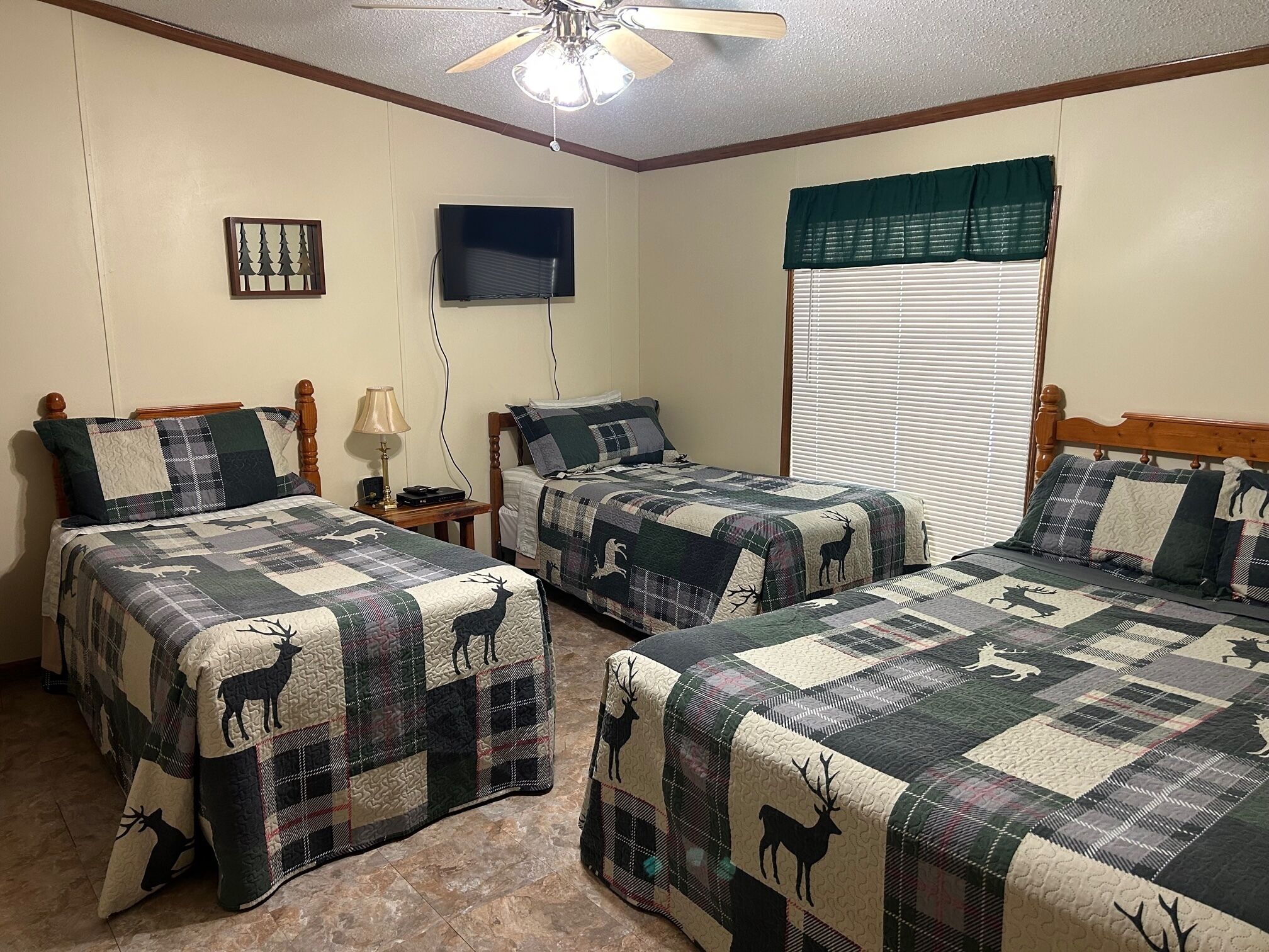 Family style home #18 3 bedroom 2 bath on Patoka Lake in Southern Indiana