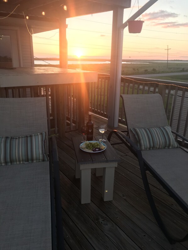 Property grounds - Bayouside fishing camp with private launch (Chauvin)