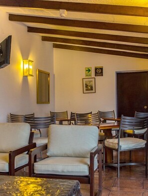 Interior - El Doral Aparthotel (Lima)