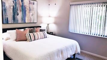 2 bedrooms, iron/ironing board, free WiFi, bed sheets