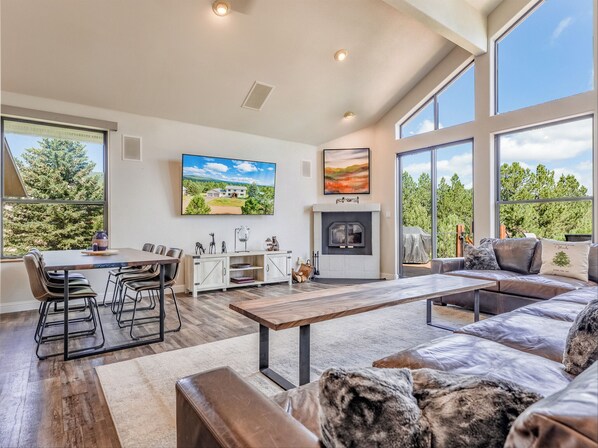 Smart TV, fireplace, video games, ping pong