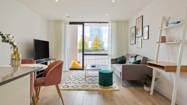 Basic Apartment, 1 Queen Bed with Sofa bed | Living room