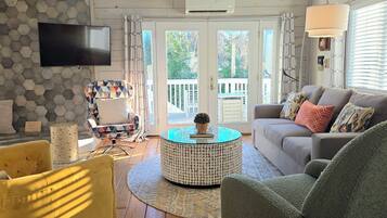 Een smart-tv, videogames, een stereo en een printer