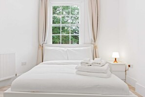 Room - Airy, Spacious 1-bed apt With Garden in Brixton (London)