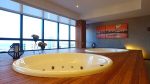 Outdoor spa tub - Edifício Time - Apto 602 (Maceió)