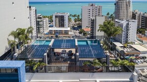 Piscina en la azotea